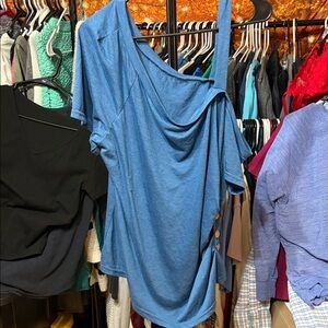 SHEIN Blue One-Shoulder Casual Top